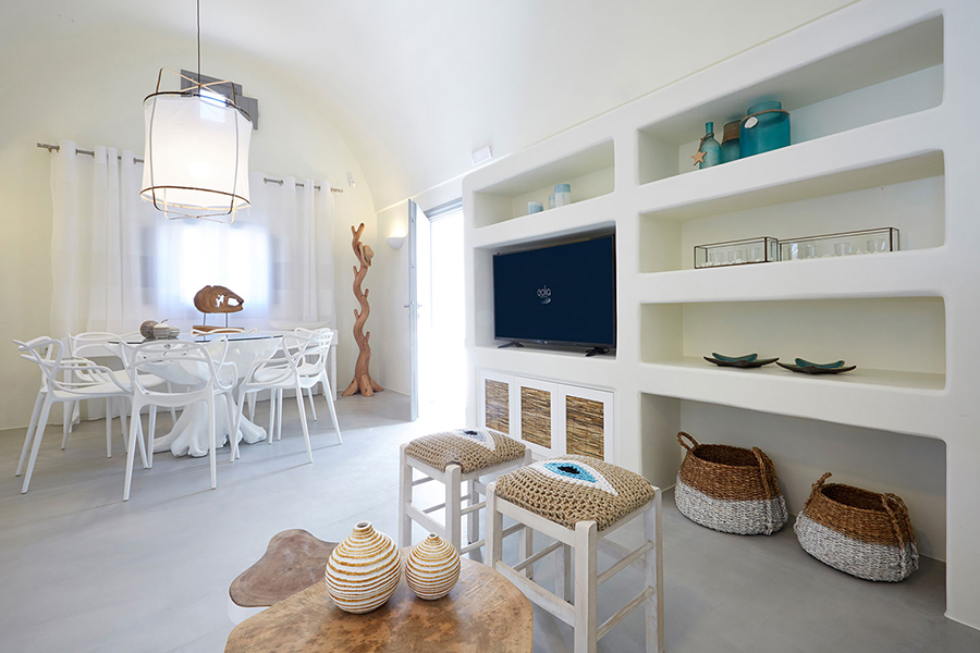 Kamari Eolia Luxury Villas